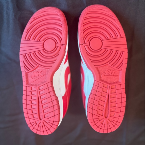 Nike Dunk Low Red size 6.5 women’s - Picture 3 of 11